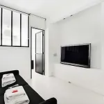 Amazing Apartment - Near Convention