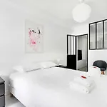 Amazing Apartment - Near Convention